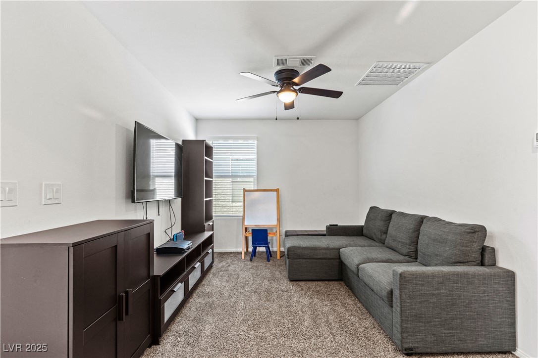 438 Shimmering Sands Avenue Property Photo 16