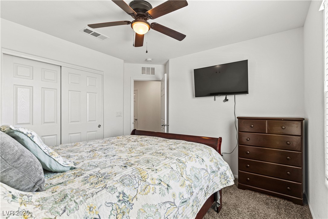 438 Shimmering Sands Avenue Property Photo 18
