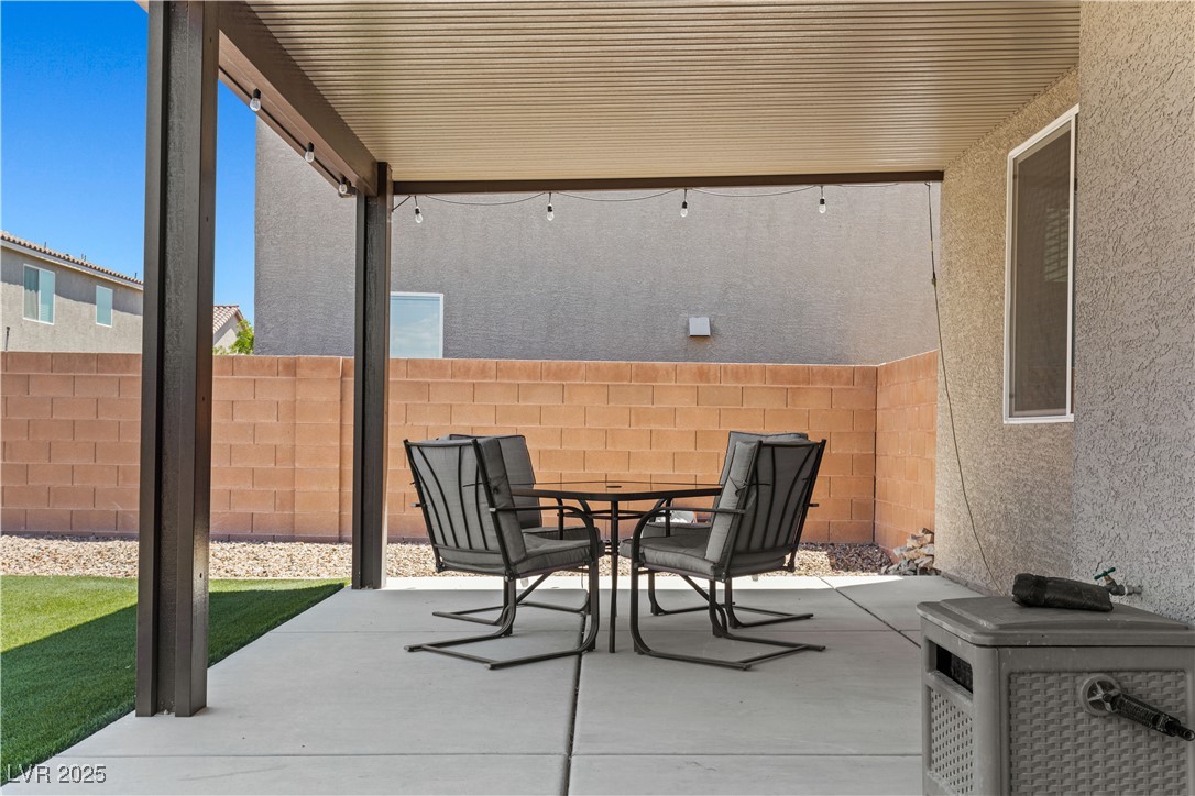 438 Shimmering Sands Avenue Property Photo 26