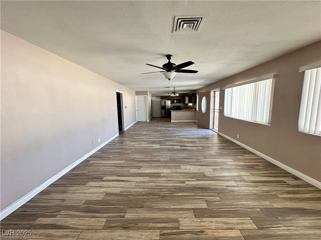 1924 Westwind Road Property Photo 7