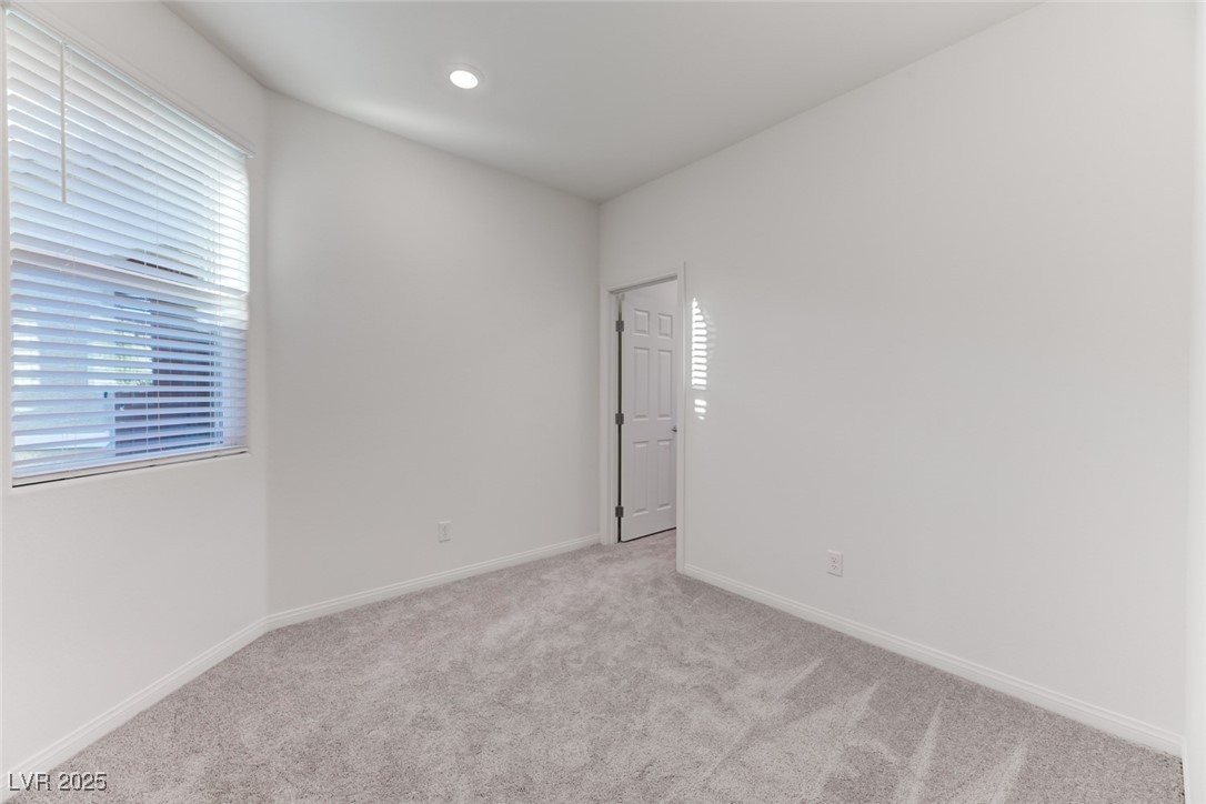 9133 Ruby Cove Court Property Photo 7