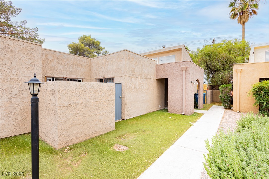 4232 Park Court Property Photo 1