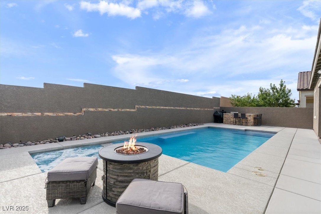 6421 Winecup Street Property Photo 1