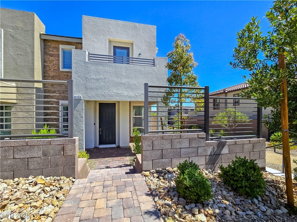 11739 Emerald Lake Avenue Property Photo 1
