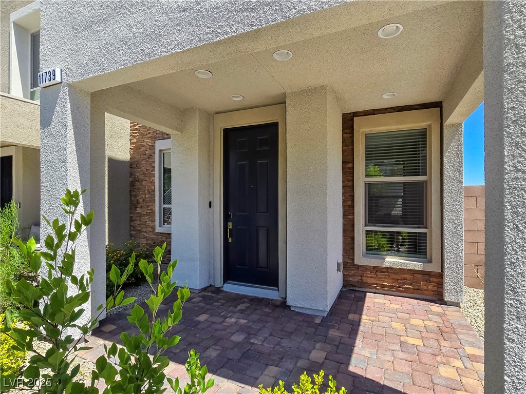 11739 Emerald Lake Avenue Property Photo 7