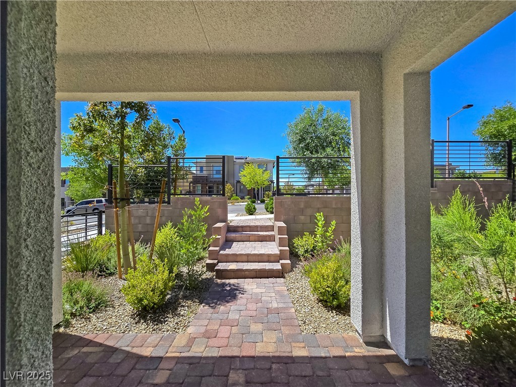 11739 Emerald Lake Avenue Property Photo 8