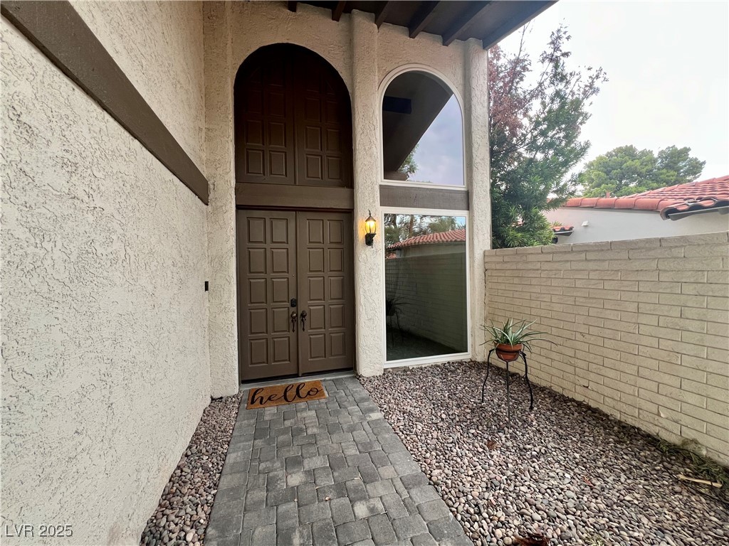 2316 Plaza Del Grande Property Photo 6