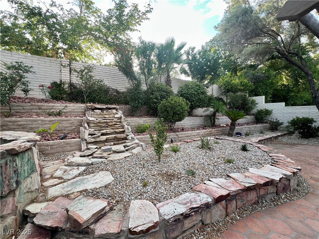 2316 Plaza Del Grande Property Photo 24