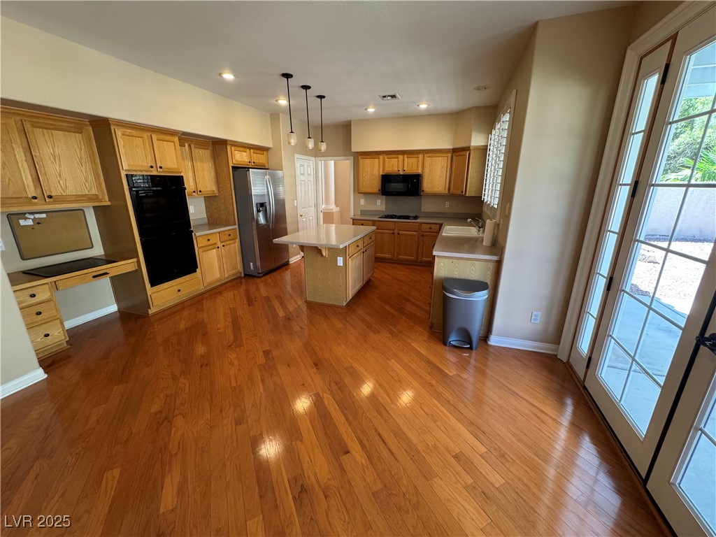 2109 Scarlet Rose Drive Property Photo 14