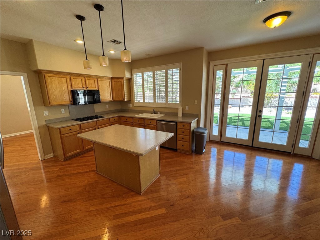 2109 Scarlet Rose Drive Property Photo 16