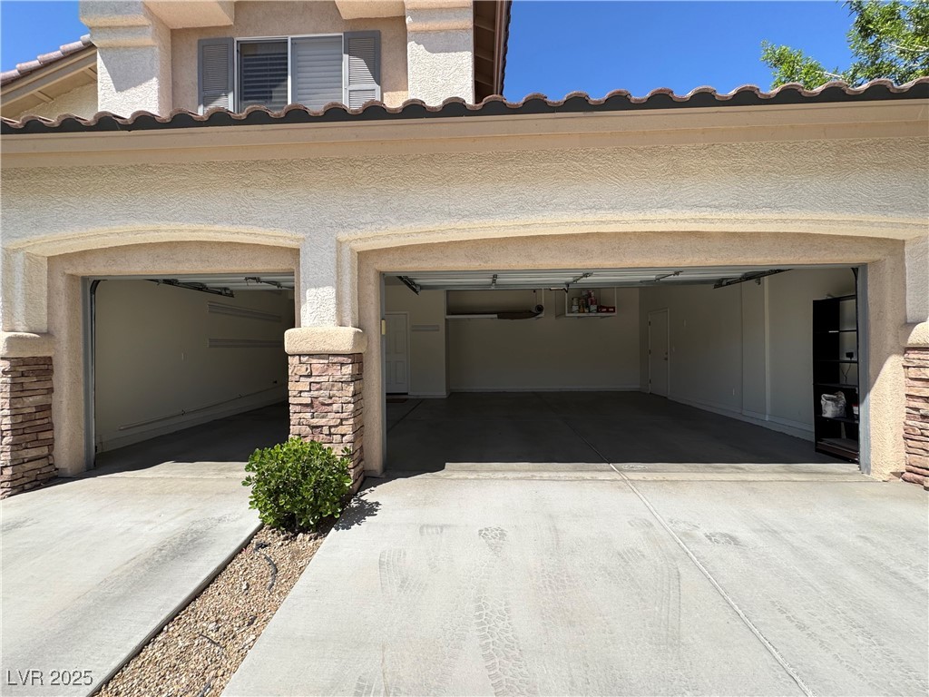 2109 Scarlet Rose Drive Property Photo 49