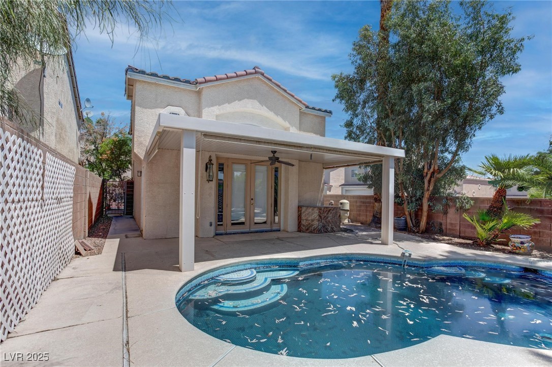 5811 Pack Trail Property Photo 1