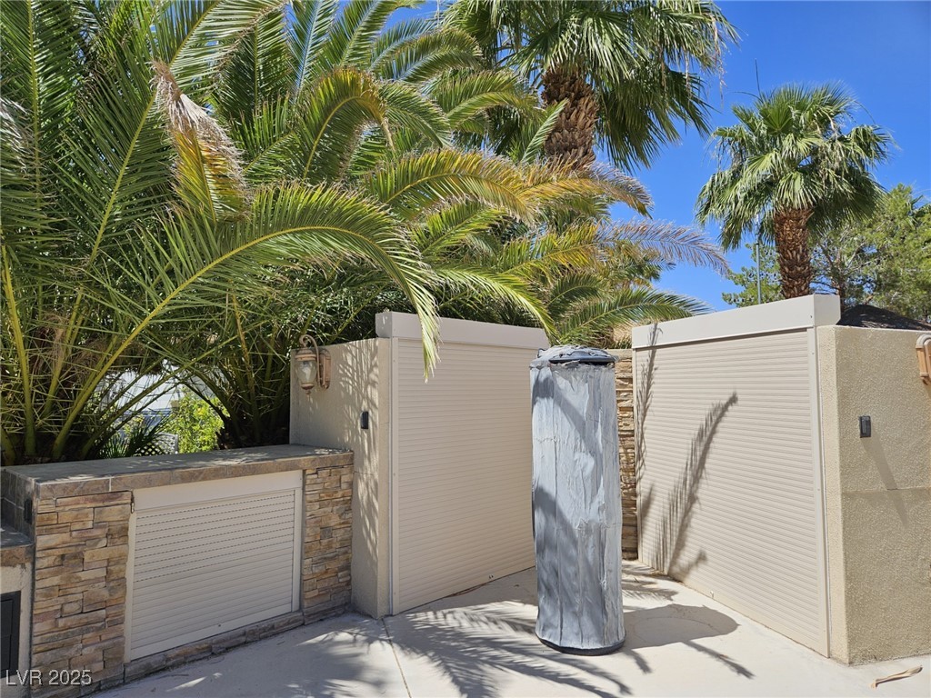 8175 Arville Street 344 Property Photo 8