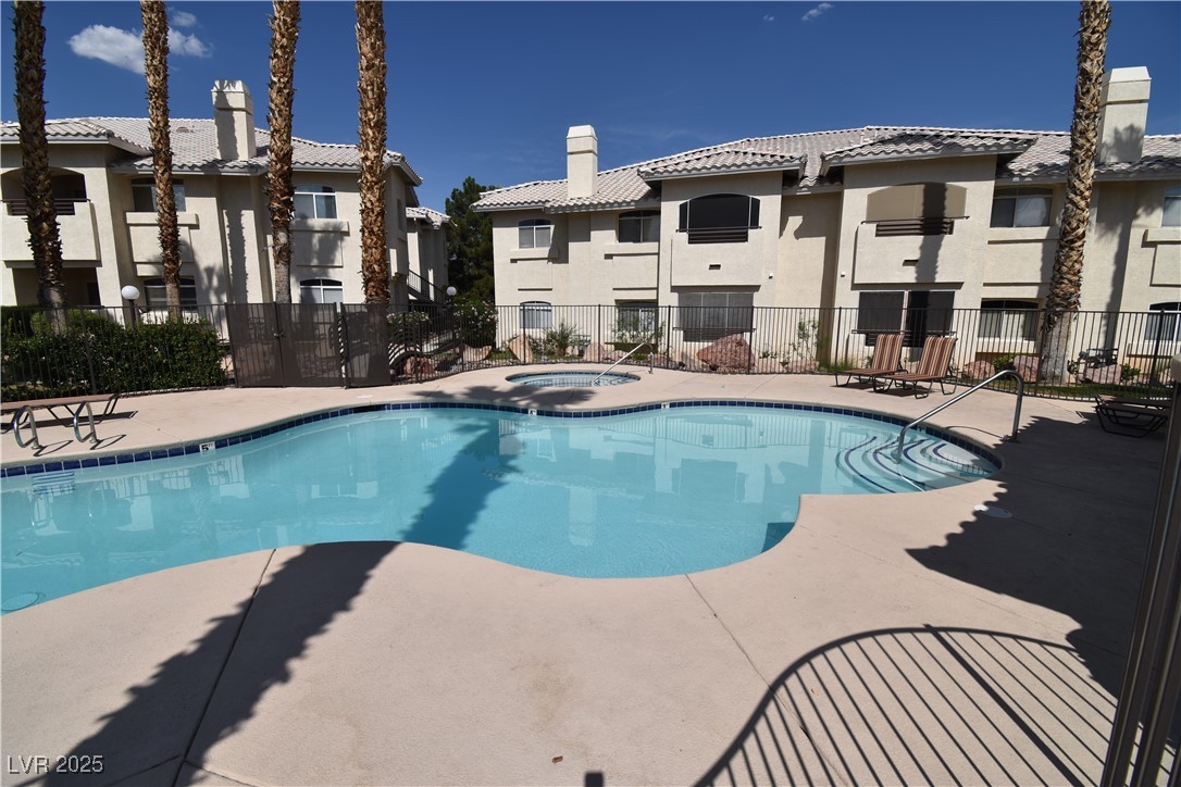 3320 South Fort Apache Road 208 Property Photo 1