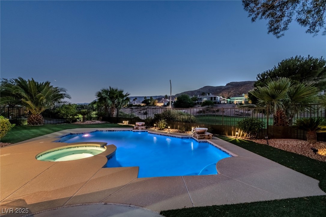 2837 Turtle Head Peak Drive Property Photo 40