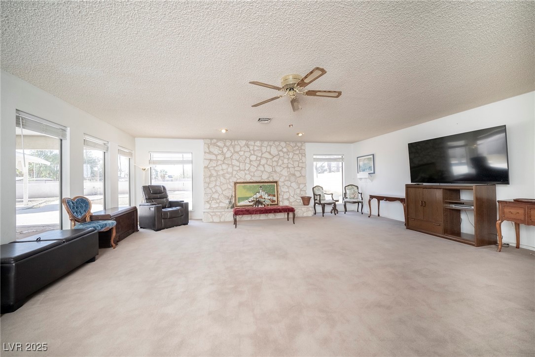 2755 East Russell Road Property Photo 19