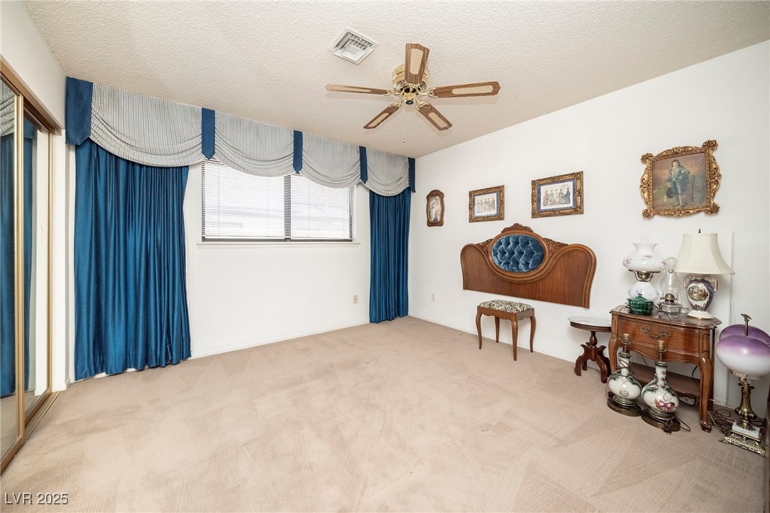 2755 East Russell Road Property Photo 33