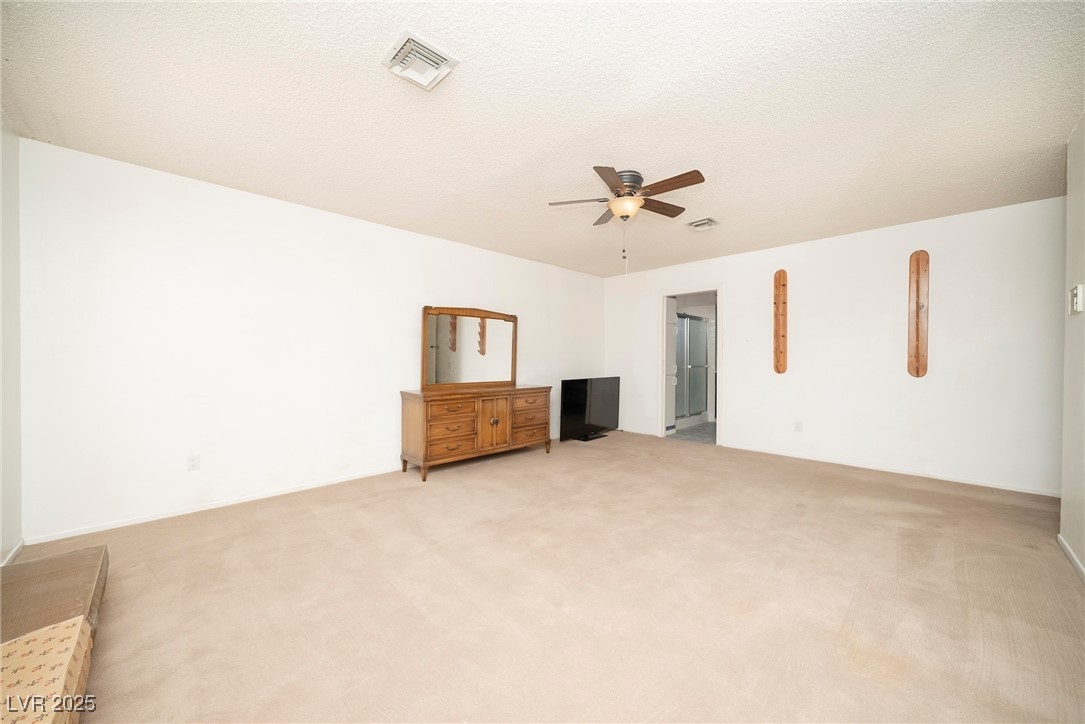 2755 East Russell Road Property Photo 40