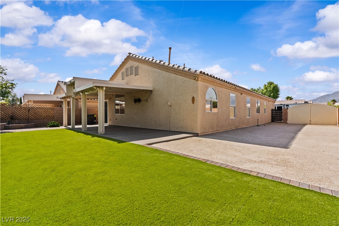 5115 Morning Splash Avenue Property Photo 8