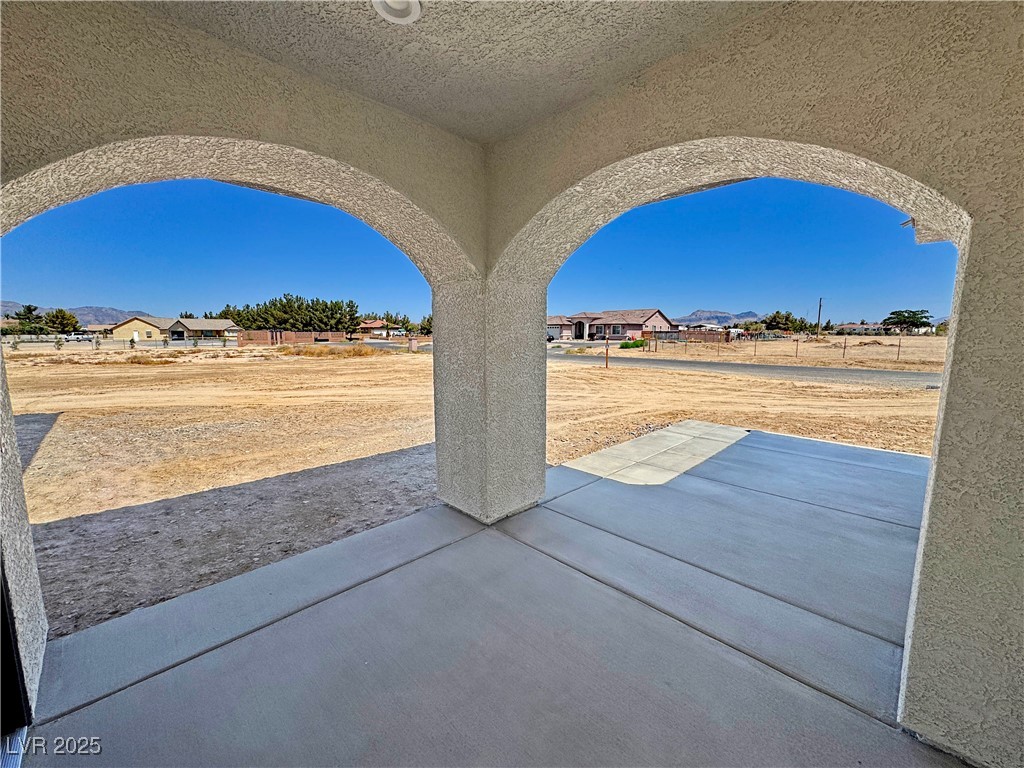 1131 Lupin Street Property Photo 6