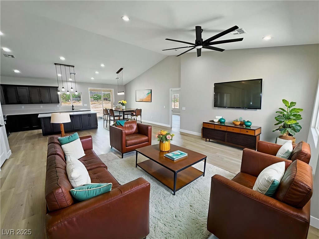 1131 Lupin Street Property Photo 12