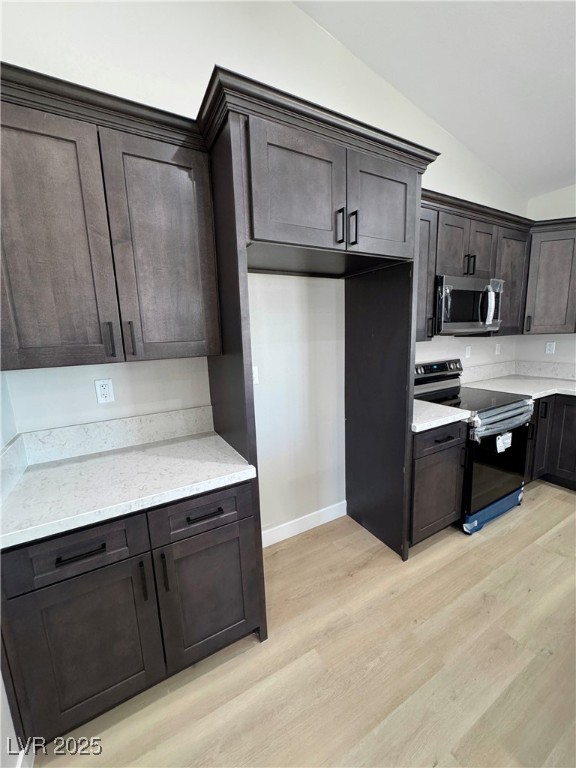 1131 Lupin Street Property Photo 25
