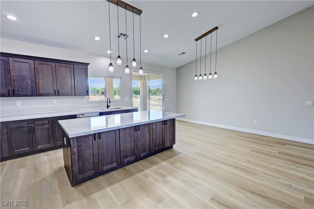 1131 Lupin Street Property Photo 31