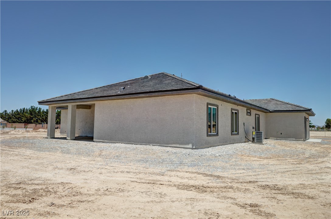 1131 Lupin Street Property Photo 75