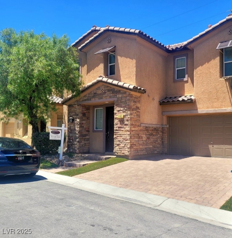 7160 Mineral Park Avenue Property Photo 1