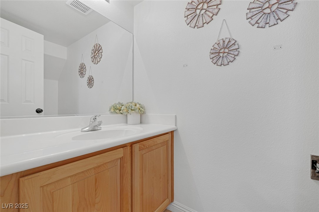 8639 Horizon Wind Avenue 102 Property Photo 24