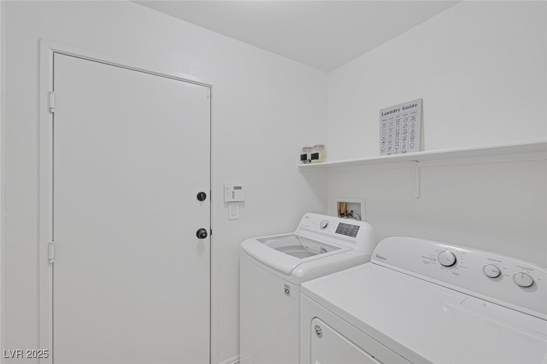 8639 Horizon Wind Avenue 102 Property Photo 25