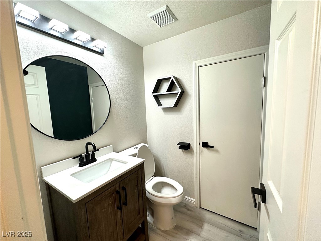 7537 Brisa Del Mar Avenue Property Photo 6
