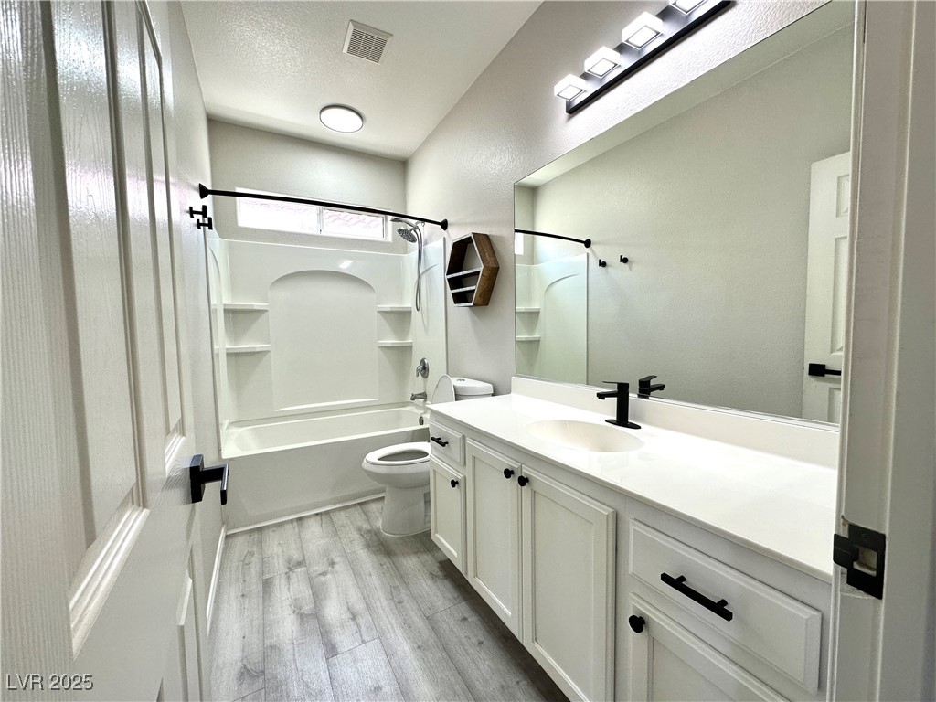 7537 Brisa Del Mar Avenue Property Photo 8