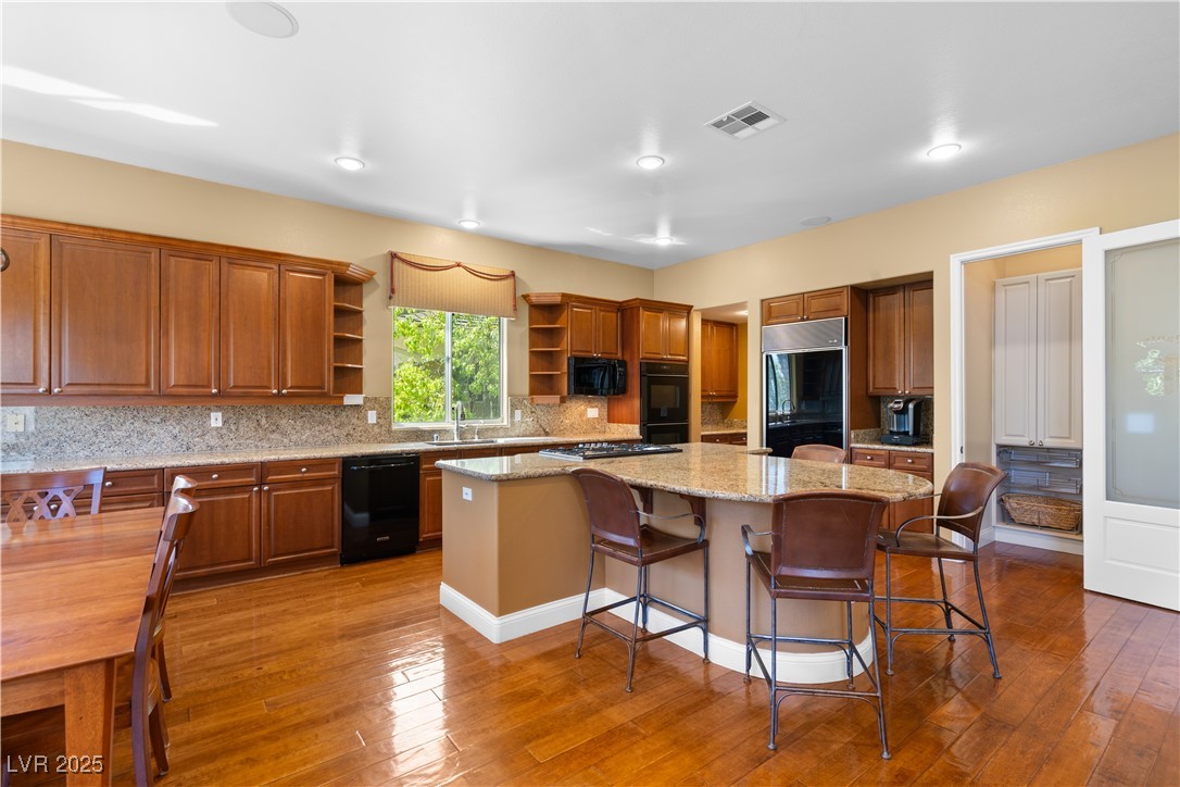 1016 Sable Mist Court Property Photo 30