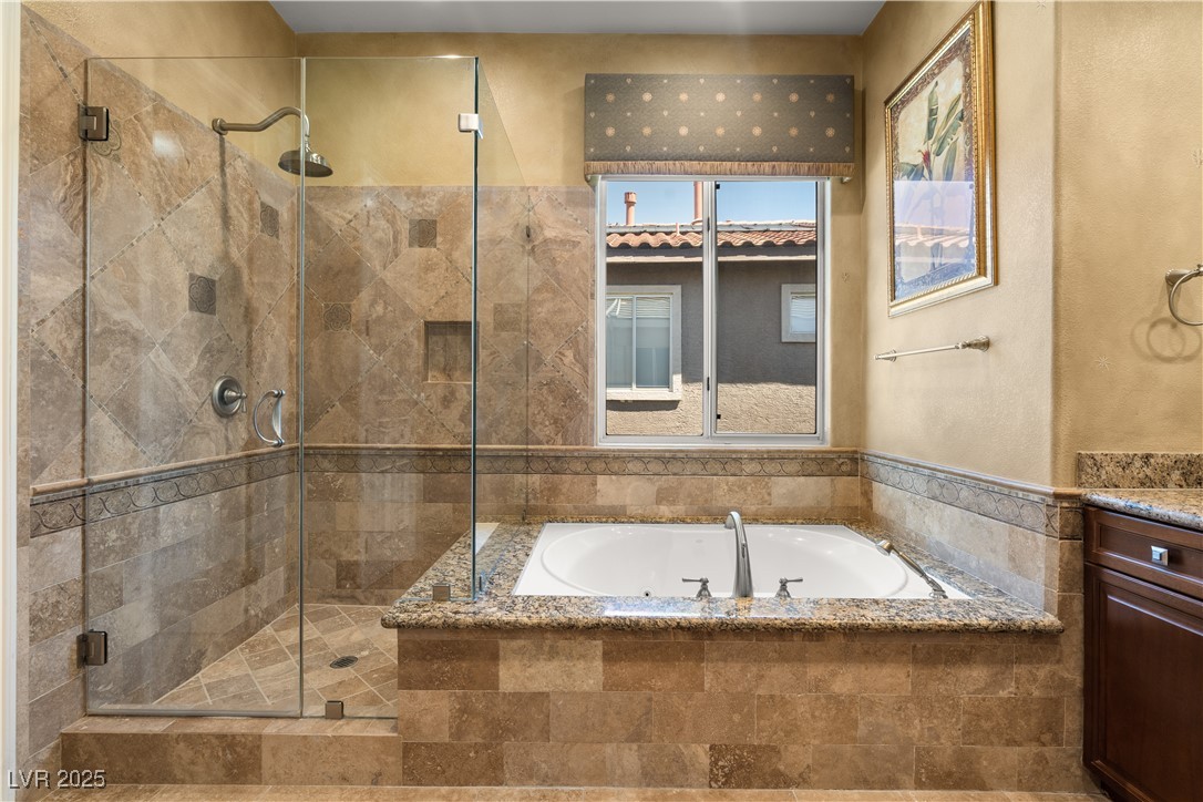 1016 Sable Mist Court Property Photo 37