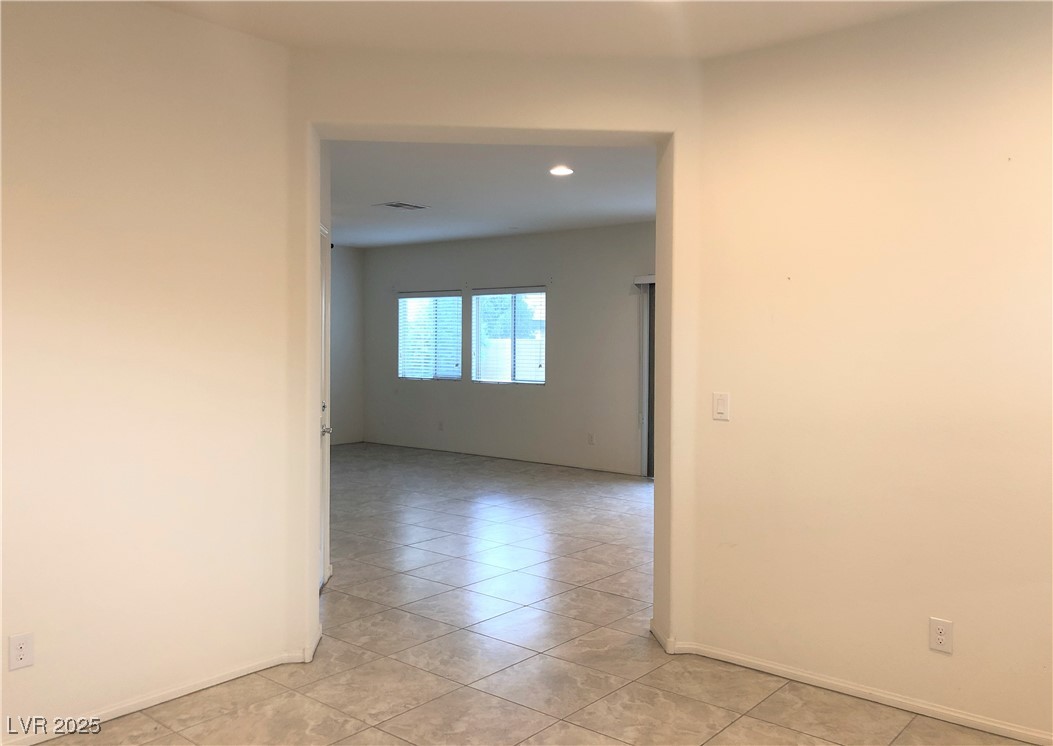 8380 Spanish Creek Court Property Photo 2