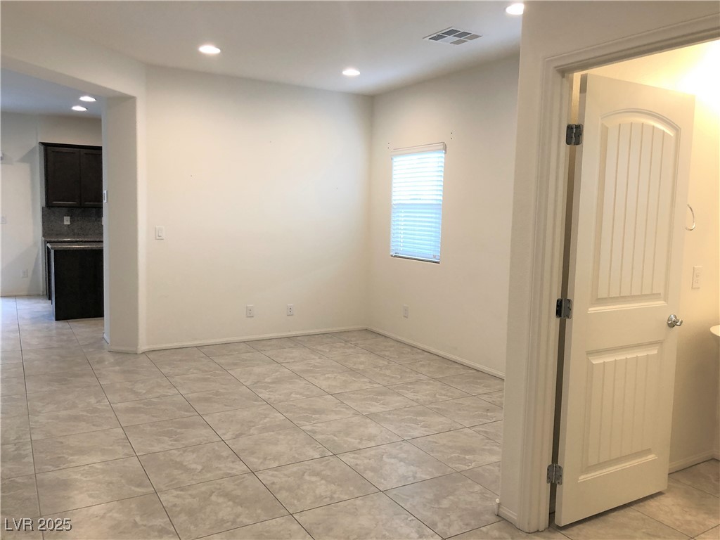 8380 Spanish Creek Court Property Photo 4