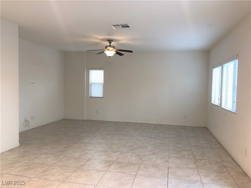 8380 Spanish Creek Court Property Photo 8