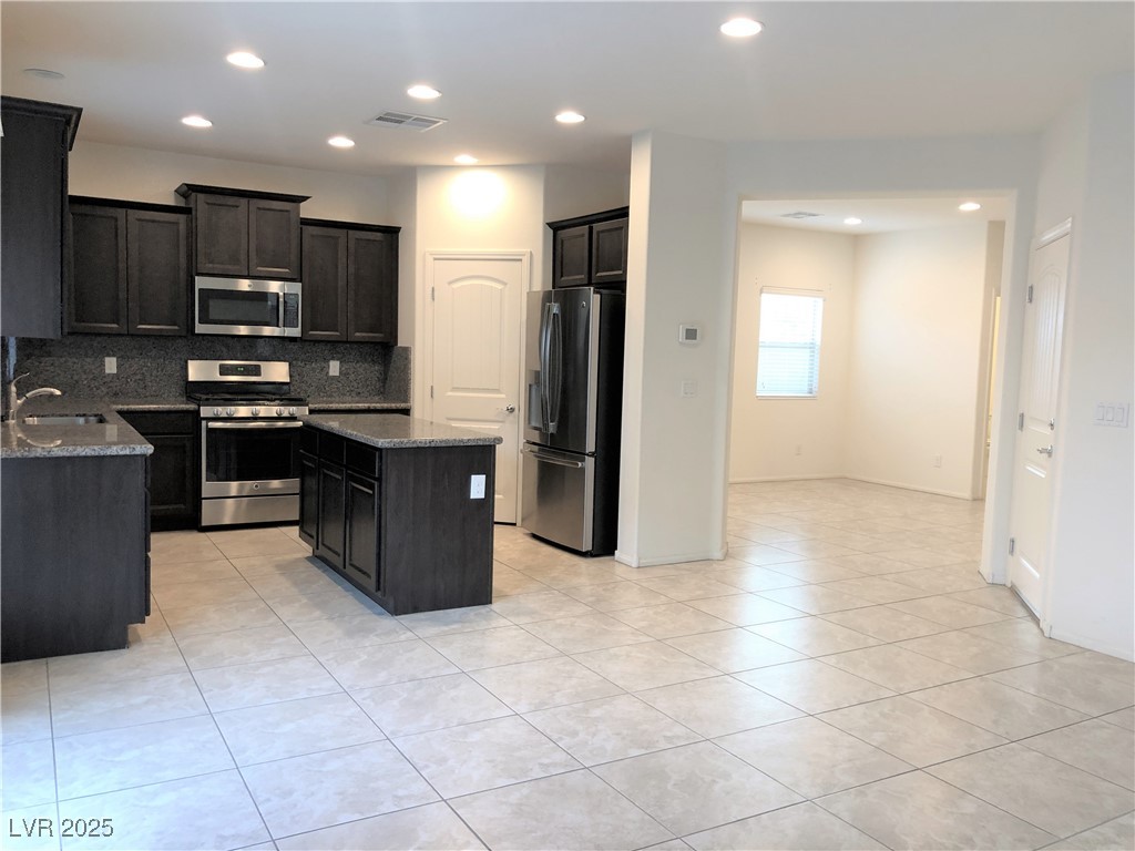 8380 Spanish Creek Court Property Photo 10