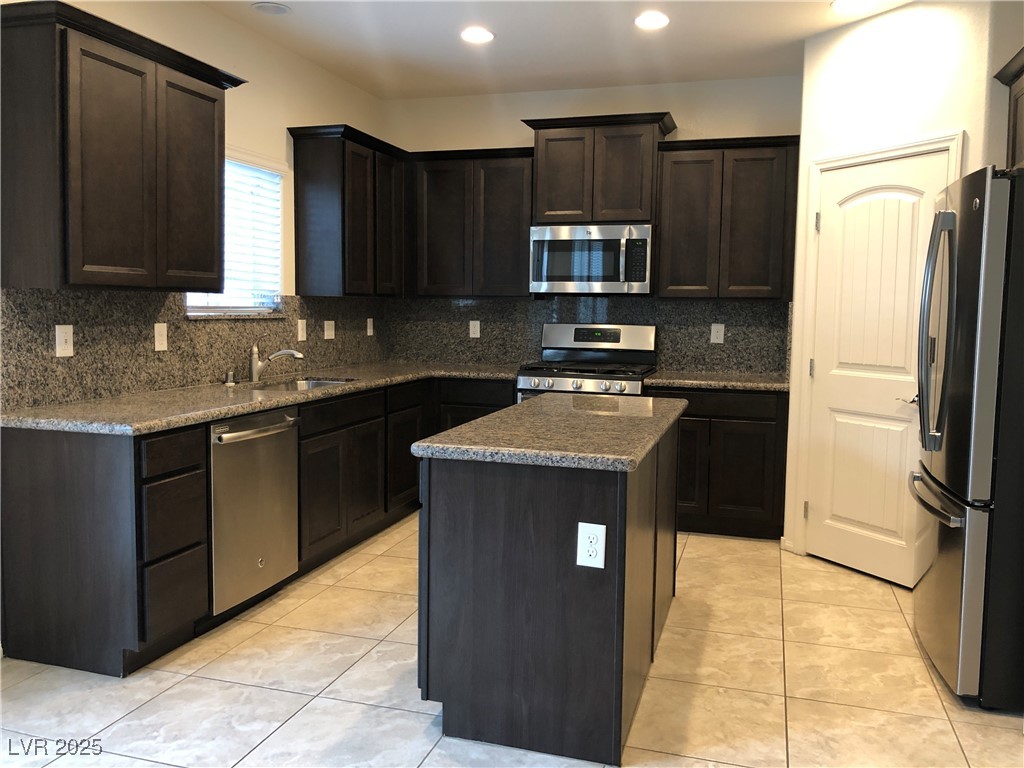 8380 Spanish Creek Court Property Photo 12