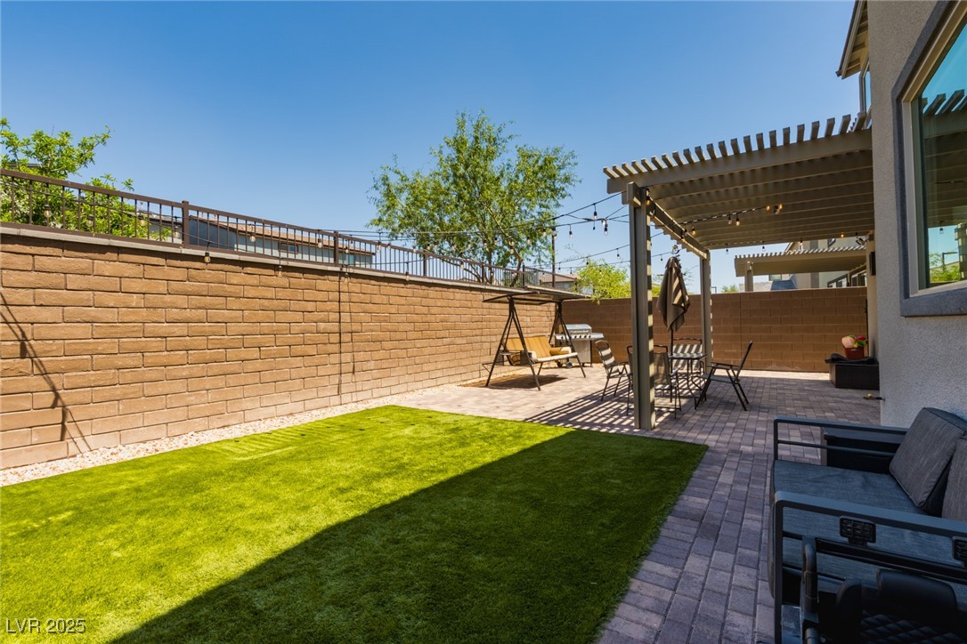 6927 Desert Finch Street Property Photo 34