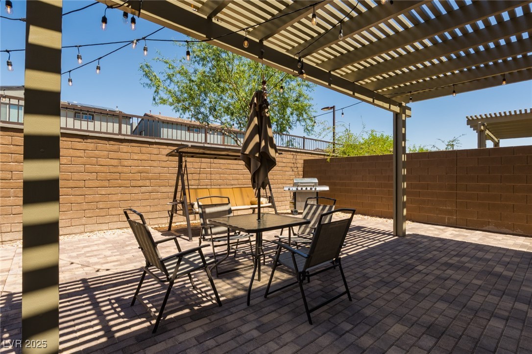 6927 Desert Finch Street Property Photo 39