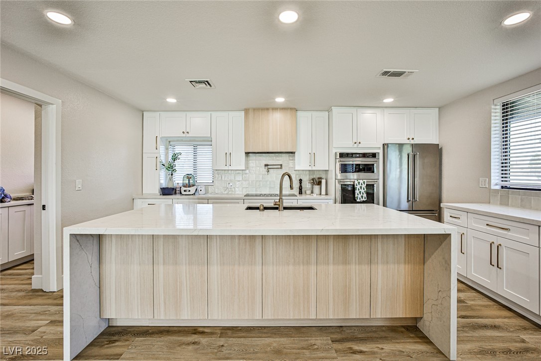 9340 West Washburn Road Property Photo 1