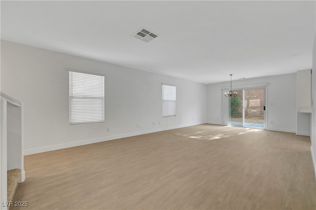 2431 Lilac Cove Street Property Photo 11