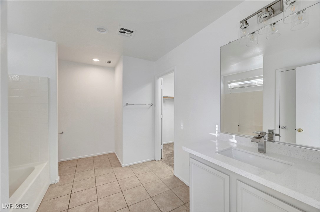 2431 Lilac Cove Street Property Photo 27