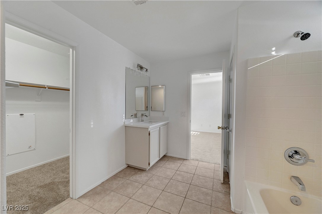 2431 Lilac Cove Street Property Photo 28