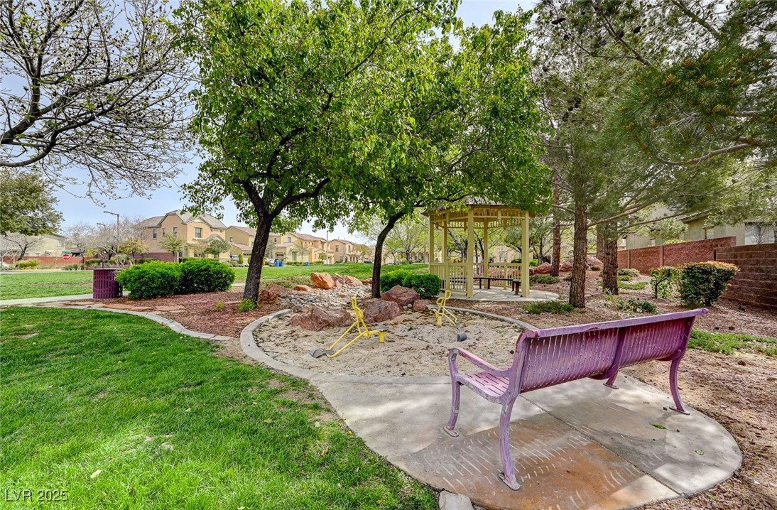 2431 Lilac Cove Street Property Photo 41