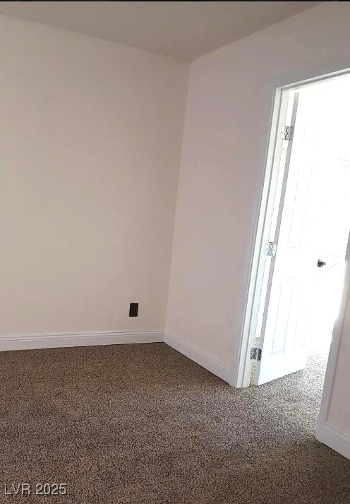 728 Apple Tree Court Property Photo 4