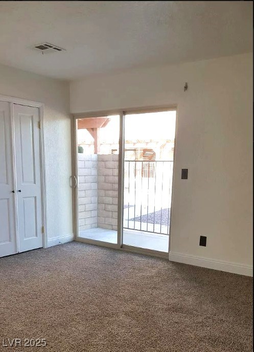 728 Apple Tree Court Property Photo 5