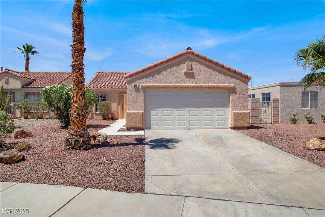 612 Moontide Court Property Photo 1